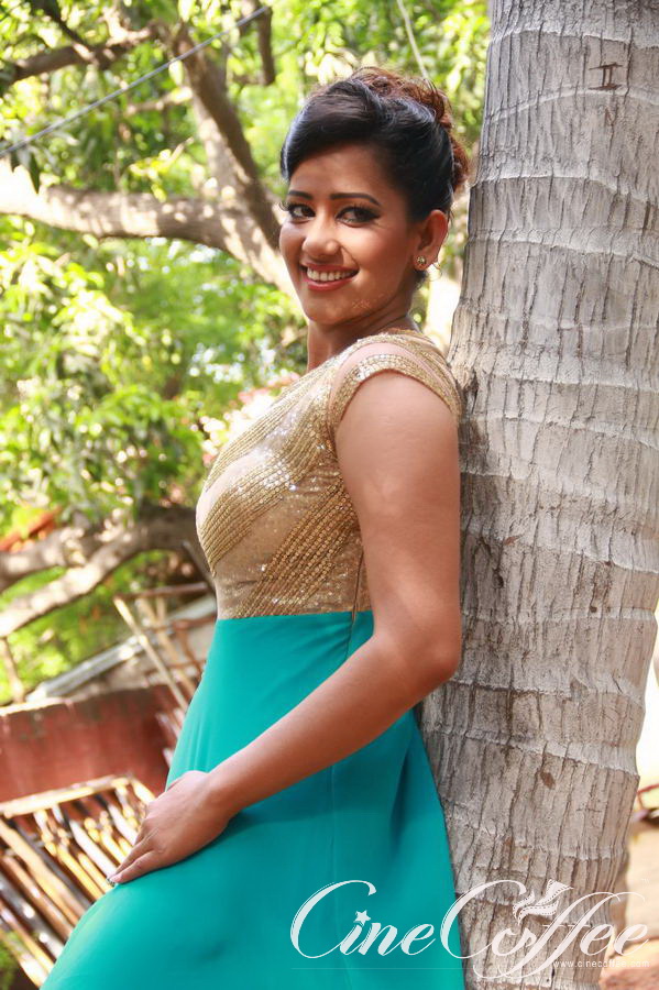 Actress Sanjana Singh Latest Stills (3)