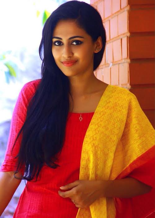 Aparna Vinod Aparna Vinod