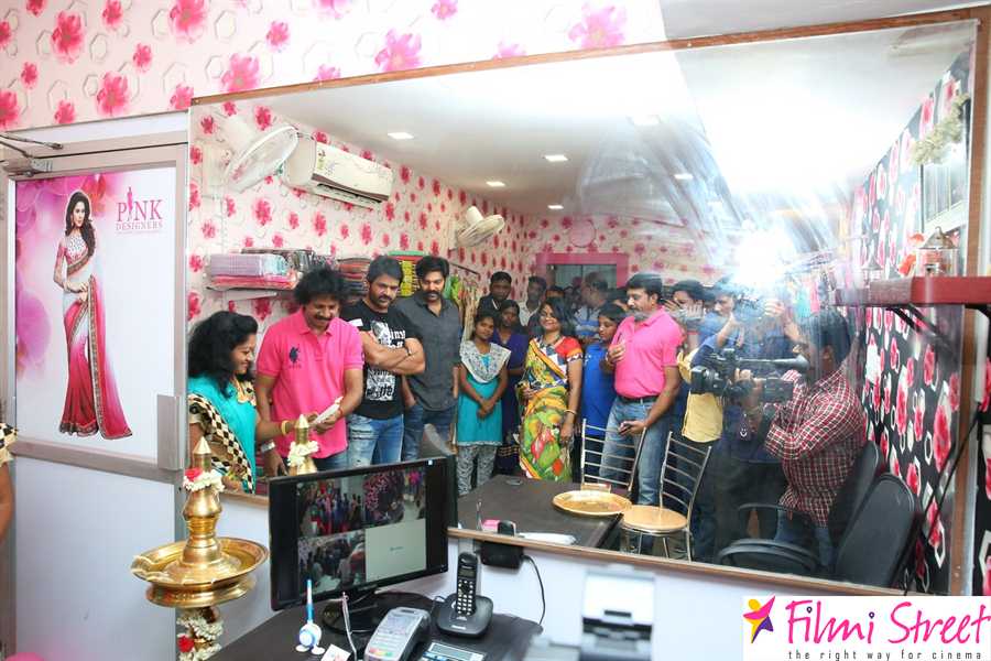 Actor Arya and Shaam Launches 'Pink Designers' Boutique Photos (20)