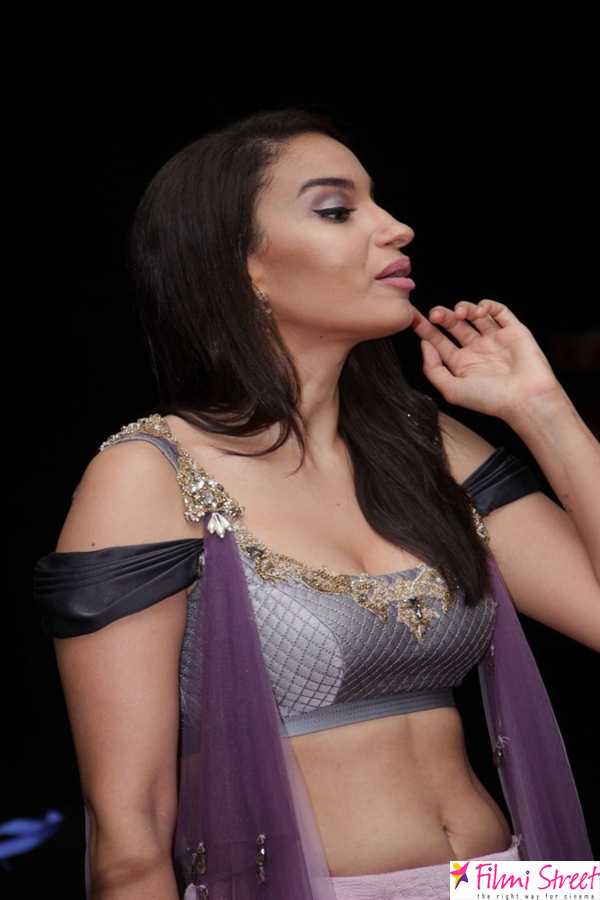 Femina Beauty Awards Photos (42)