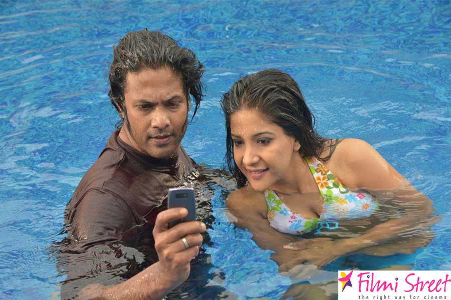 Jeyikkira Kuthirai movie stills (13)