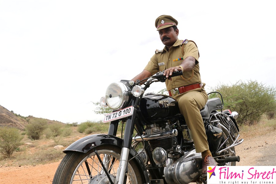 Kathiravanin Kodai Mazhai movie stills (5)