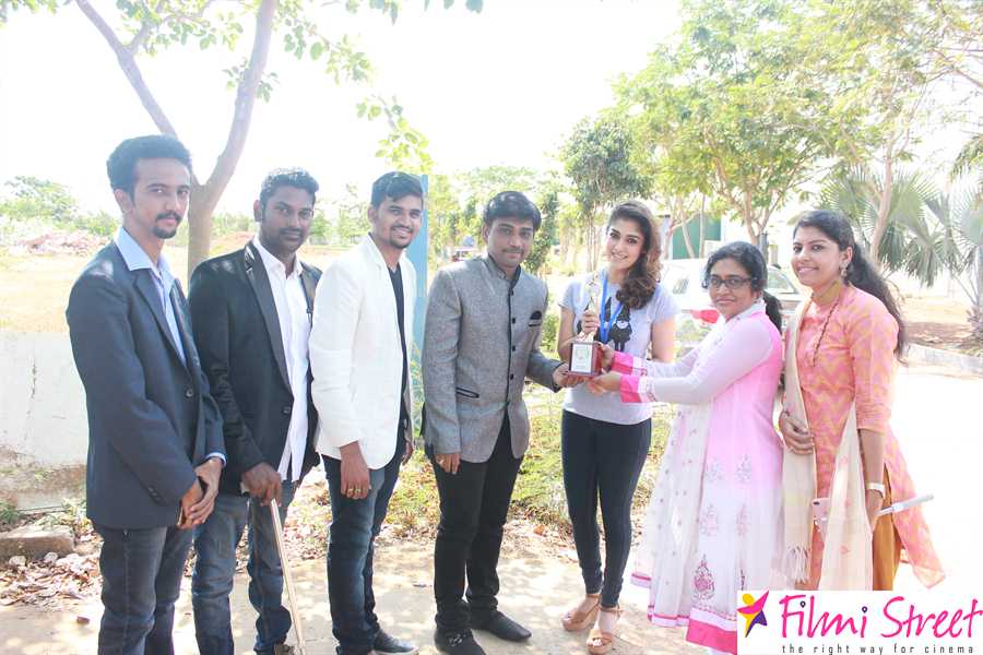 RAINDROPSS WOMEN ACHIEVER AWARD Photos (4)
