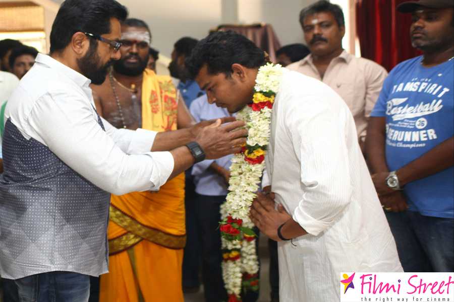 Rendavadhu Aattam Movie Launch Photos