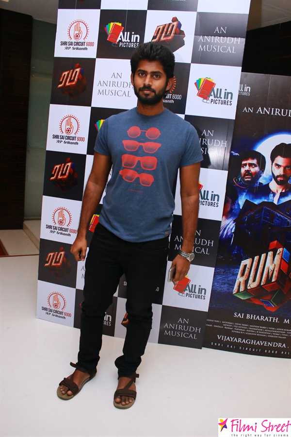 Rum celebrity show images (15)