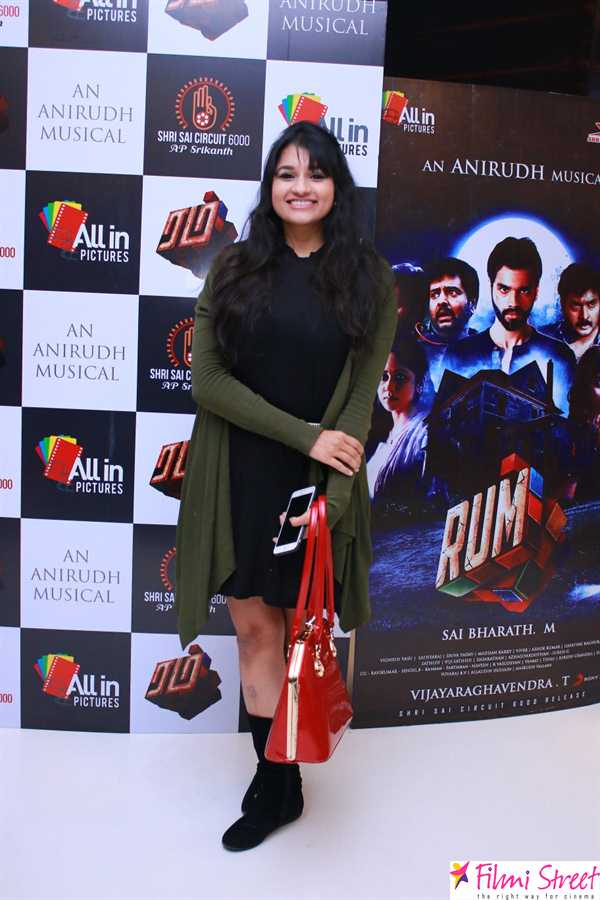 Rum celebrity show images (3)