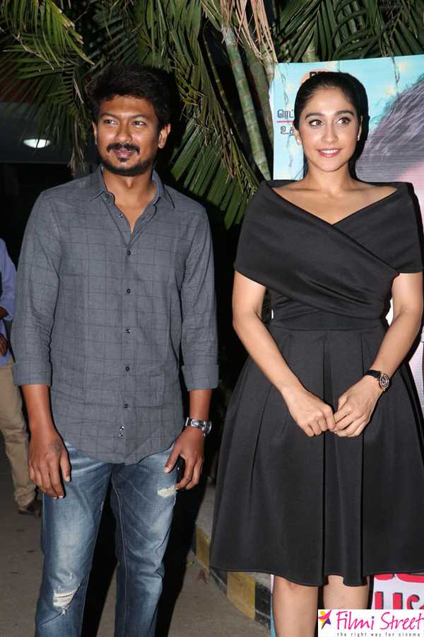 Saravanan Irukka Bayamaen Press Meet Photos (13)