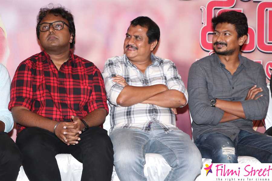 Saravanan Irukka Bayamaen Press Meet Photos (28)