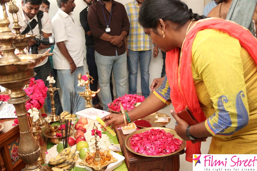 VFF Production no 7 movie poojs stills (2)